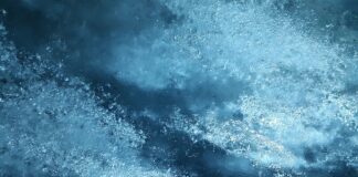 Czym wygłuszyć osłonę silnika?