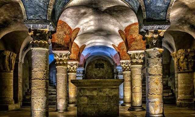 Jak najlepiej wyciszyć komorę silnika?