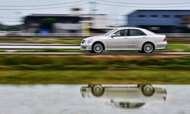 Ile waży Toyota Sienna?