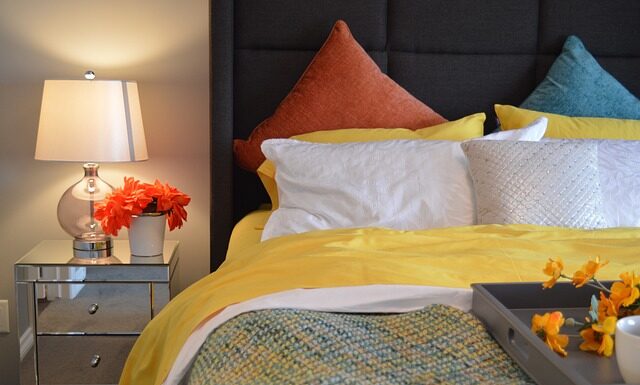 Jak wyjąć zagłówek w Renault Megane?