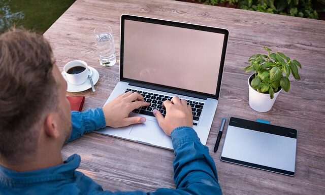 Jak się pisze po angielsku gokart?