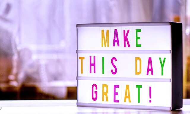 Czy do rzutnika można podłączyć dekoder?