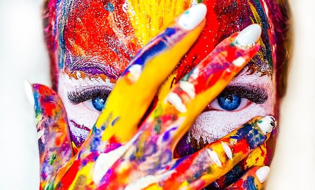 Jak ukryć projektor? Jak ukryć projektor?