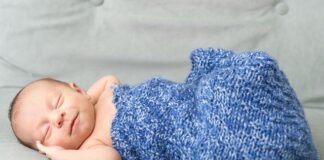 Jak przewijać starsze dziecko? Jak przewijać starsze dziecko?